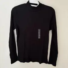 UNIQLO リブハイネックT