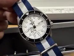 [新品] SEIKO 5 Sports Snoopy スヌーピー　限定550本のサムネイル