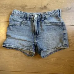 H&M デニムショートパンツ EUR 122