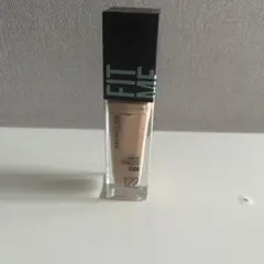 Maybelline Fit Me リキッドファンデーション122