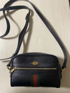 GUCCI 黒 レザー ショルダーバッグのサムネイル