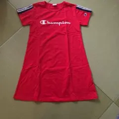 Champion 半袖ワンピース 150 レッド