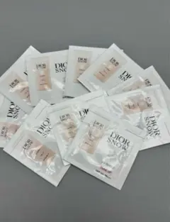 DIOR スノーUVシールド トーンアップ50+ サンプル 10点