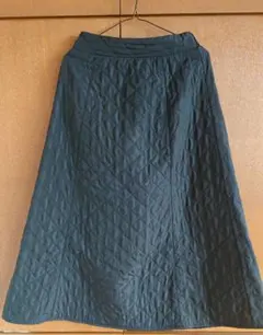 黒 キルティング ロングフレアスカート