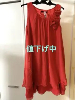 【美品】赤いAラインドレス フラワーモチーフ　パーティードレス