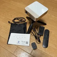 超美品！2025年8月購入T90AQカベーニPRO 最新型　UENO-mono UENO-mono カベーニPRO2 2025モデル プロジェクター 小型 フルHD