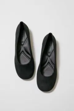CHARLES & KEITH ブラック フラットシューズのサムネイル