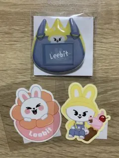 skzoo オンラインくじ リービット　リノ　お名前バッチ ステッカー