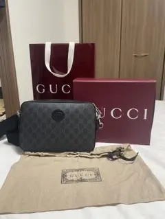 【新品未使用】GUCCI正規品グッチ　メンズ　ショルダーバッグのサムネイル