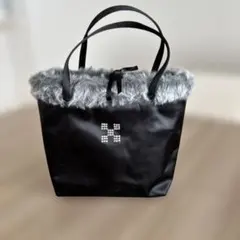 ファー付き黒トートバッグ ビジュー装飾