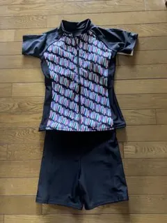 ま未使用ELLE SPORT フィットネス用水着　セパレート上下セット13号