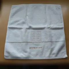 GIVENCHY ハンドタオル