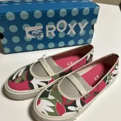 値下げ　新品未使用　Roxy レディース靴　マリンスポーツ　ロキシーのサムネイル