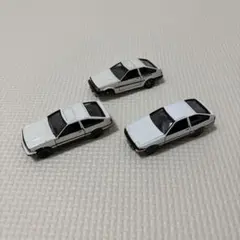 トミカリミテッド　カローラレビン スプリンタートレノ 頭文字D