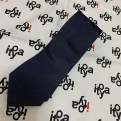 ネクタイ　ネイビー