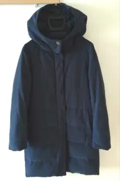 フード付きダウンジャケット