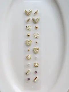 耳つぼジュエリー　20粒【まとめ割引あり】ハート　ゴールド　パール