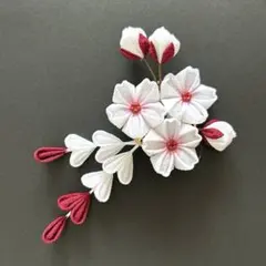 No.708 つまみ細工　髪飾り　ヘアクリップ　桜　卒業式　七五三　成人式