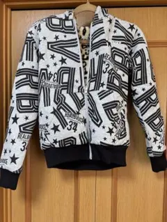 Real bvoiceのリバーシブルのアウターです