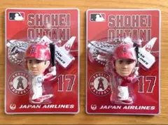 大谷翔平 JAL 限定 フィギュア キーホルダー 赤白 セット　記念グッズ メルカリ