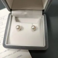 ジ*ン様 パールピアス 約7mm