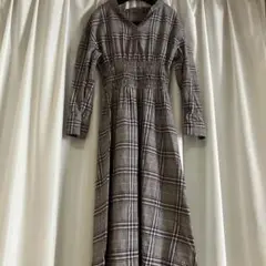 【美品】ユナイテッドアローズ　チェック柄 長袖 ロングワンピースのサムネイル