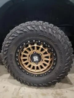 2026年最新】285/70r17 ジオランダーの人気アイテム - メルカリ