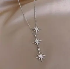 数量限定シルバー三連ラグジュアリーネックレス☆銀 きらきら　新作　韓国　女