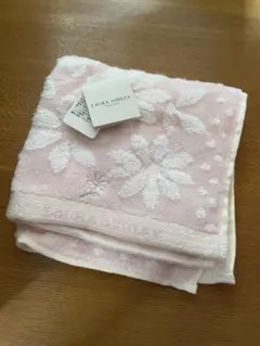LAURA ASHLEY 花柄タオルハンカチのサムネイル