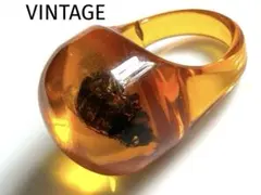 【VINTAGE】虫入り琥珀・くり抜きリングのサムネイル