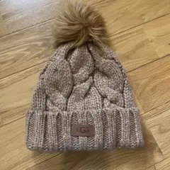 UGG ニット帽のサムネイル