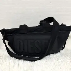 【美品】DIESEL HANDYE ショルダーバッグ ブラックのサムネイル