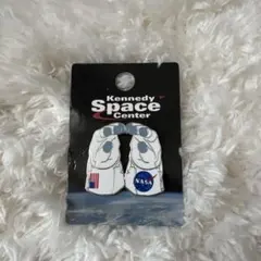 スペースシャトル エンデバー等のピンバッジ＆メダル 9点まとめ売り 2025年最新】nasa バッジの人気アイテム - メルカリ