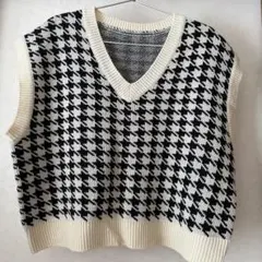 ハウンドトゥース柄 ニットベスト