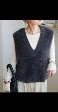 Discort 前後2WAYフェザーヤーンショートベスト【グレー】