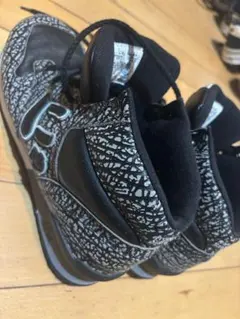 グラフィックパターン ハイカットスニーカー