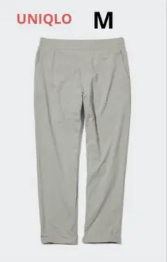 ユニクロ　ウルトラストレッチアクティブテーパードパンツ　M
