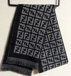 新品未使用Fendi ズッカマフラー フリンジ付ホワイトデー黒グレー 楽天市場】フェンディ ズッカ（マフラー・スカーフ｜バッグ
