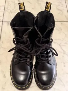 Dr.Martens ドクターマーチン 8ホール