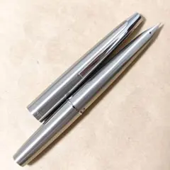 1978年製 パイロット 万年筆 μミュー701 F（細字）一体型ニブ - メルカリ