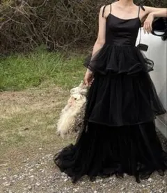 ティアードドレス 黒ドレス チュール　結婚式　前撮り ブラック カラードレス
