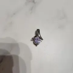 ダイヤモンド風　ネックレスチャーム