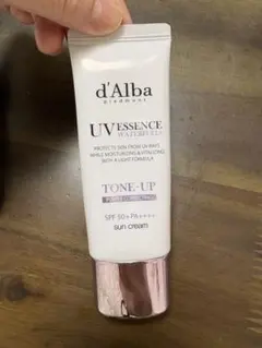 ダルバ　紫　パープル　トーンアップサンクリーム