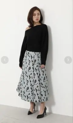 新品タグ付き✨フレイアイディー　レオパード　スカート　フレアスカート