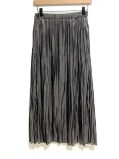 【LOWRYSFARM ローリーズファーム】ダークグレー プリーツロングスカート