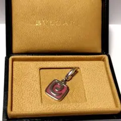 ブルガリ◇チャーム◇K18WG◇USED品◇純正箱付きのサムネイル