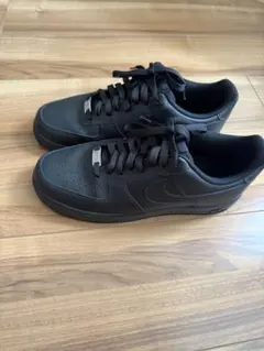 NIKE Air Force 1のサムネイル