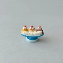 フェーヴ　バナナスプリット　フランス　フェーブ　ミニチュア陶器　f-4511