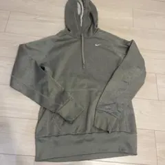 く*ん様 Nike グレー フーディ