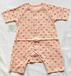 【新品】【ベビー６０】【送料込み】千趣会　ロンパース　ピンク系蝶々柄